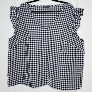 ✨️5 for $25✨️ Shein Gingham Blouse with Ruffled Sleeve